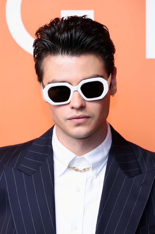 Keywords: Felix Mallard, Marcus Ginny and Georgia,