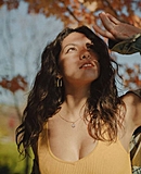 V002.jpg